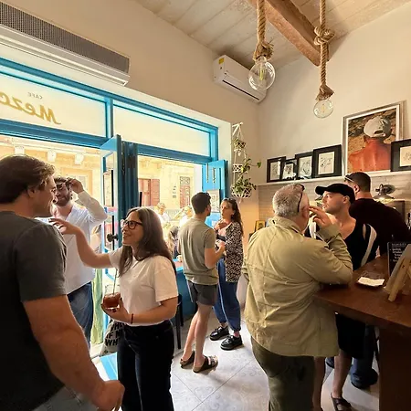 248 Boutique Studios, 4*