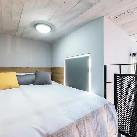 Affittacamere 248 Boutique Studios, *