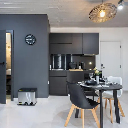 248 Boutique Studios, Boutique Hotel,