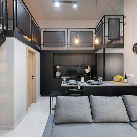248 Boutique Studios, Boutique Hotel,