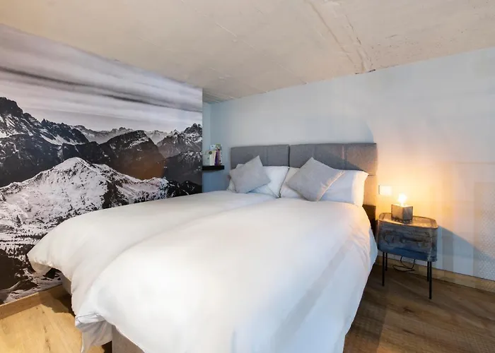 Pensionat 248 Boutique Studios, 4*