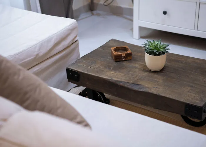 248 Boutique Studios, 4*