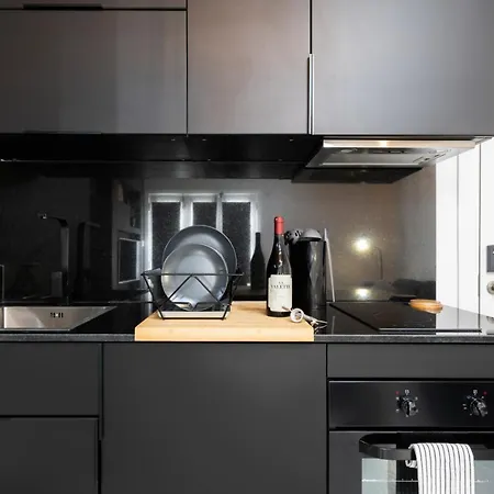 게스트하우스 248 Boutique Studios, 슬리에마