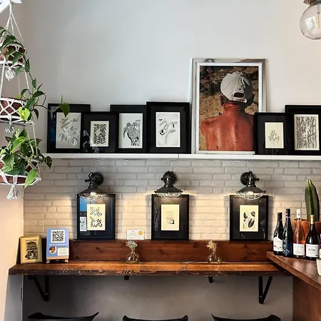 248 Boutique Studios, 슬리에마